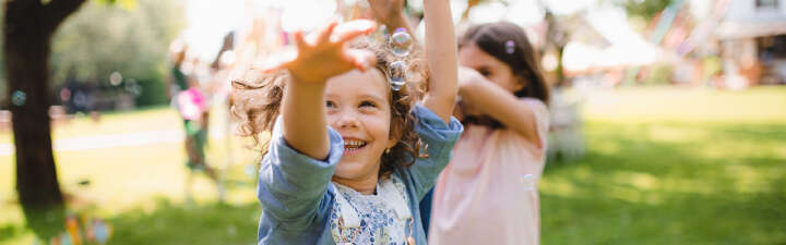 10 jahre rmde themeneinstieg familie im garten 1600x500